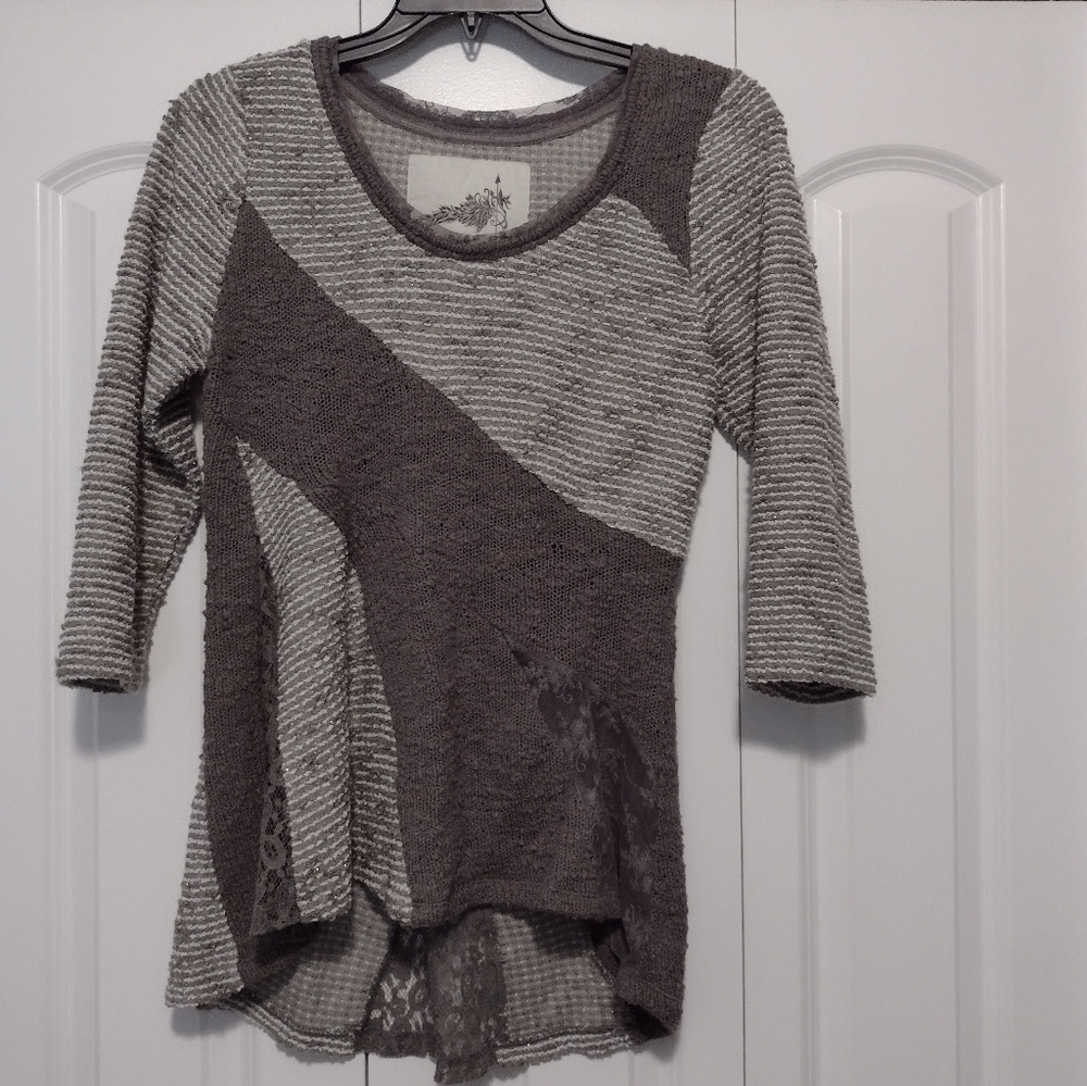 Anthropologie Angel of the North Grey Pullover Sweater